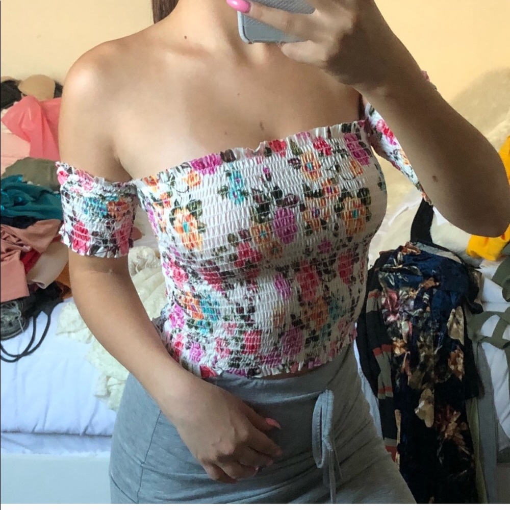 Crop top